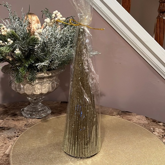 Shimmer Tall Tree Candle - Picture 1 of 5